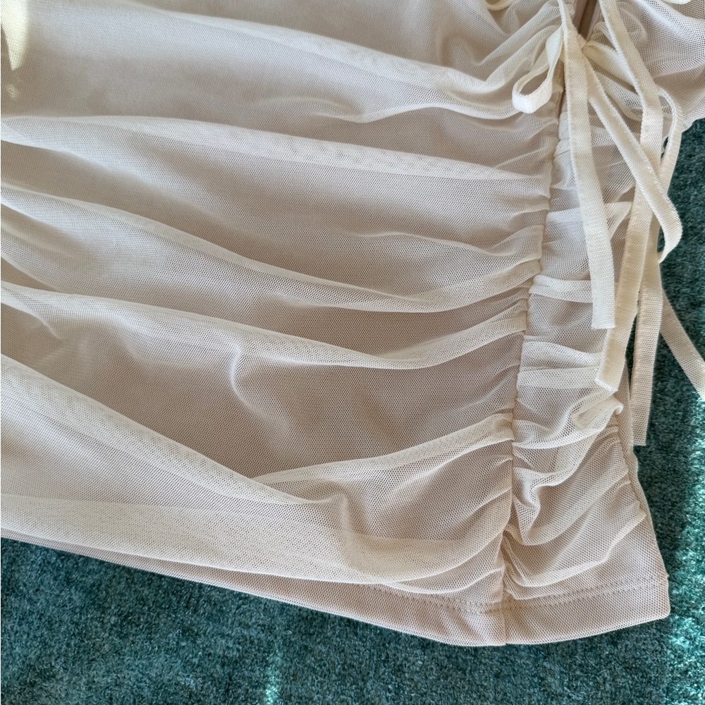 Chic Cream Ruched Blouse - Picture 5 of 11
